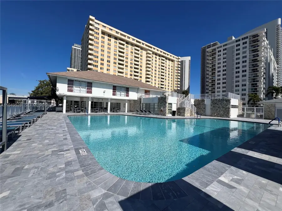 1833 S Ocean Dr #1109, Hallandale Beach, FL 33009 - Image #2