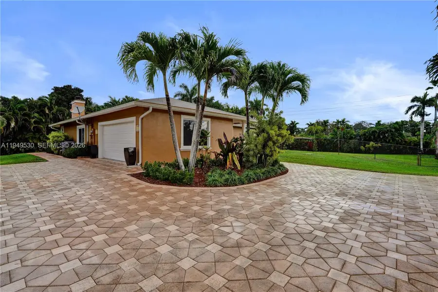 11201 NW 4th Court, Plantation, FL 33325 - Image #3