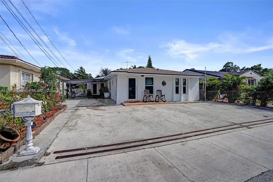 901 NW 34th Ave, Miami, FL 33125 - #3
