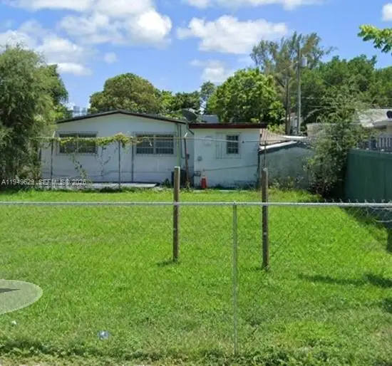 752 NW 32nd St, Miami, FL 33127 - #2