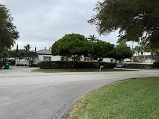 10060 SW 122nd Ave, Miami, FL 33186 - #2