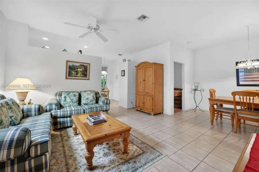 11641 NW 47th Dr, Coral Springs, FL 33076 - Image #3