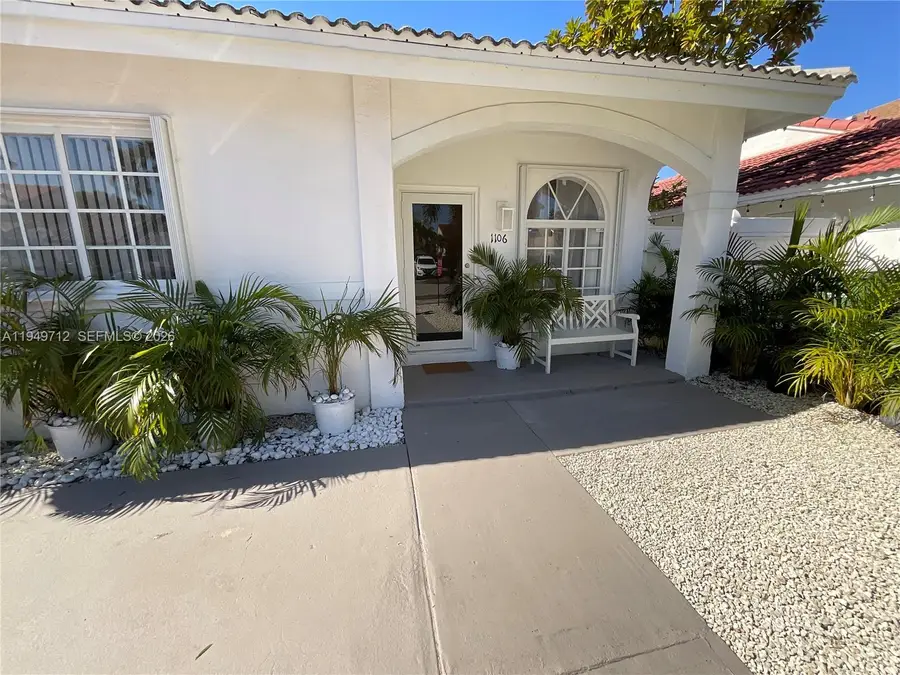 1106 SE 13th Ave, Homestead, FL 33035 - Image #2