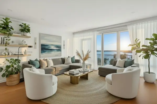 1408 Brickell Bay Dr #807, Miami, FL 33131