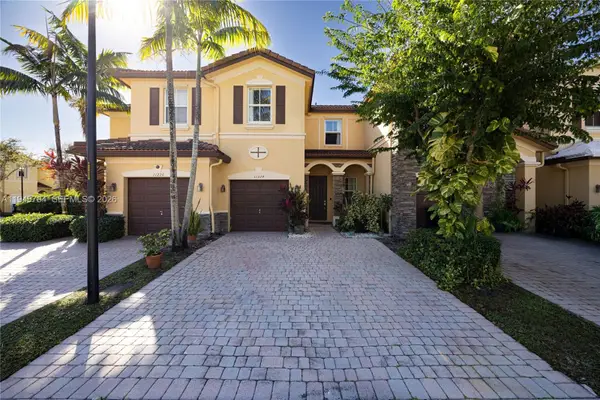 11224 NW 87th St, Doral, FL 33178