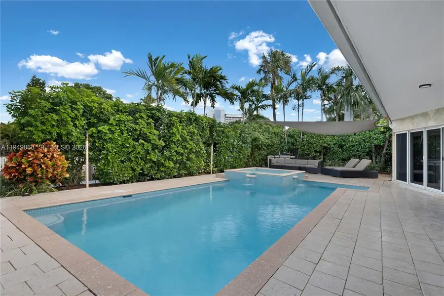 1155 S Biscayne Point Rd, Miami Beach, FL 33141 - Image #3