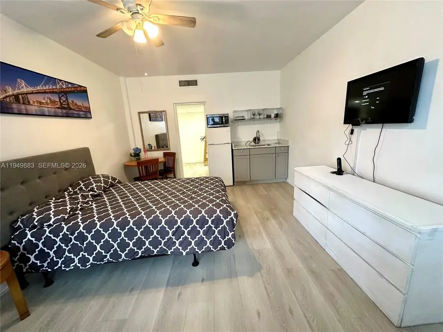 26 Diplomat Pkwy #2263, Hallandale Beach, FL 33009 - Image #2