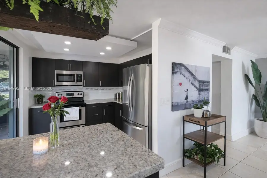 661 NE 195th St #103, Miami, FL 33179 - #3