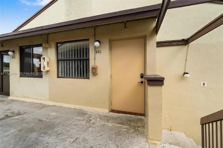 475 NW 210th St #201, Miami Gardens, FL 33169 - #3