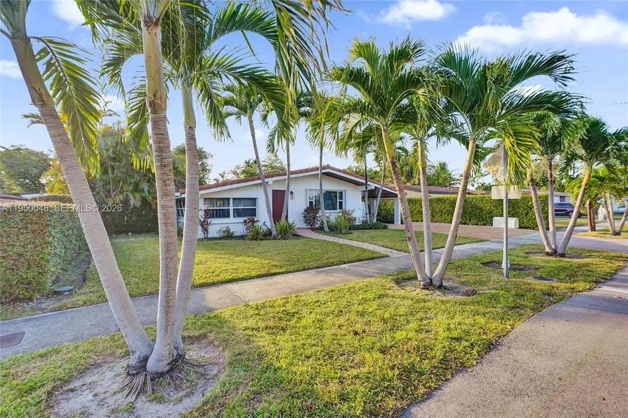 21120 NE 24th Ct, Miami, FL 33180 - Image #3