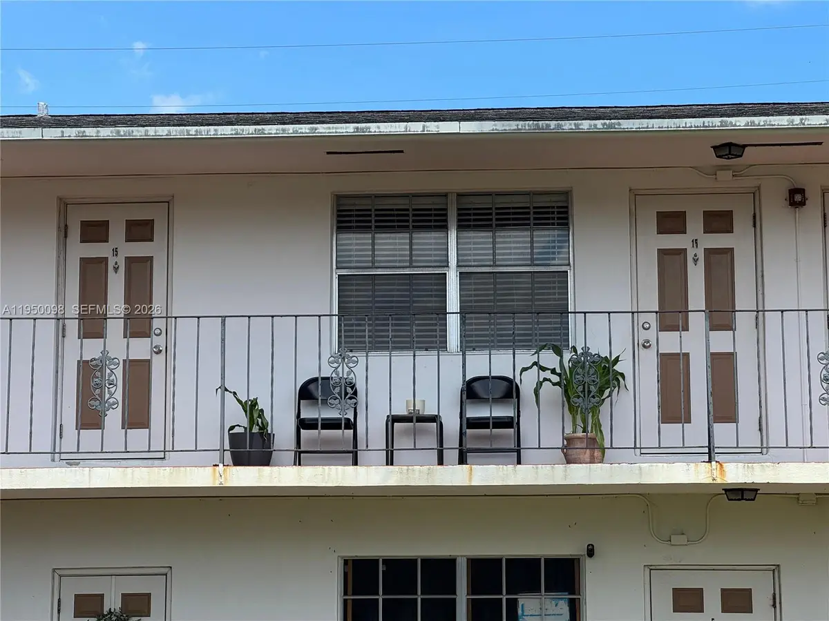 1825 Cleveland St #15, Hollywood, FL 33020 - Image #1