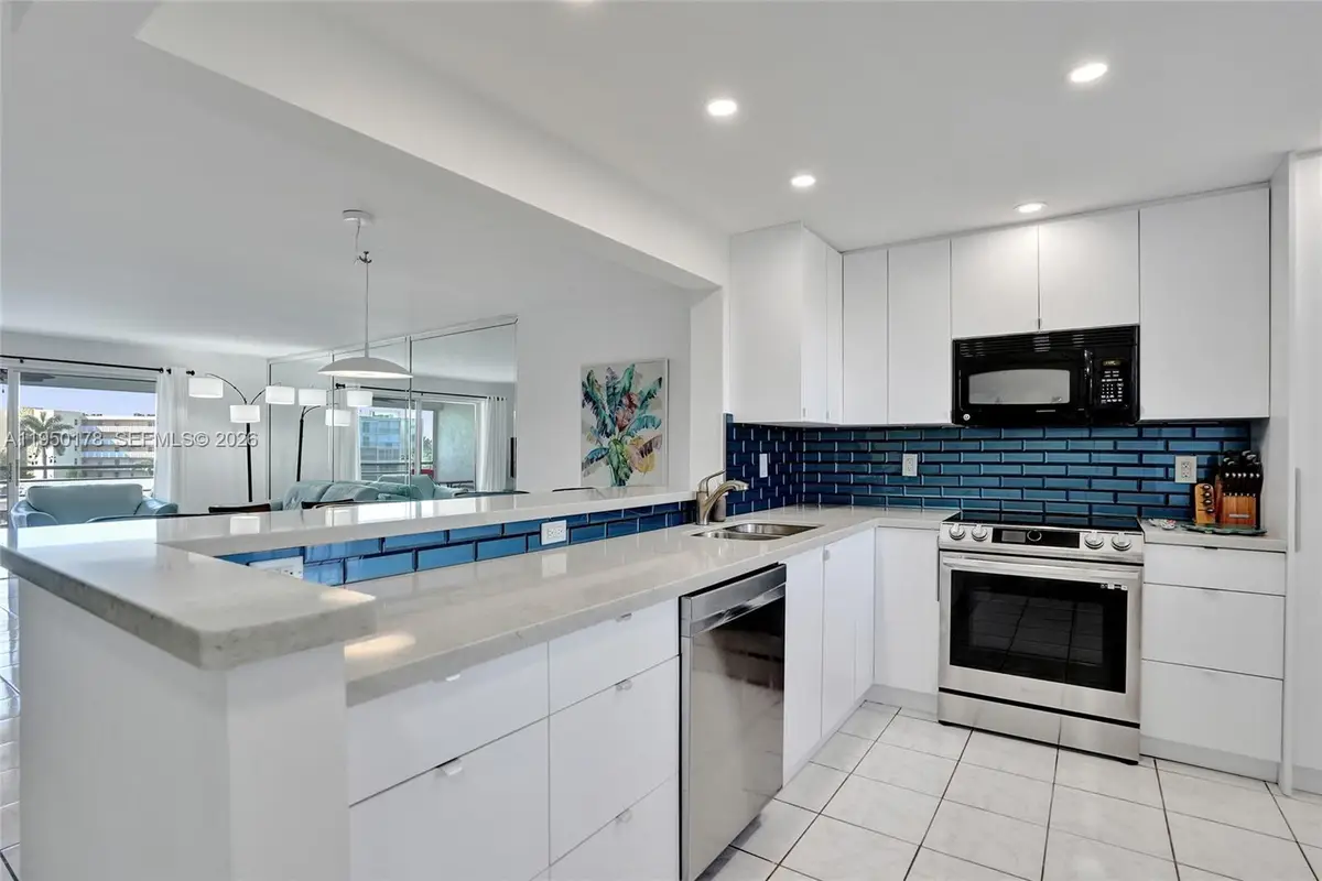 200 SE 5th Ave #405, Dania Beach, FL 33004 - Image #1