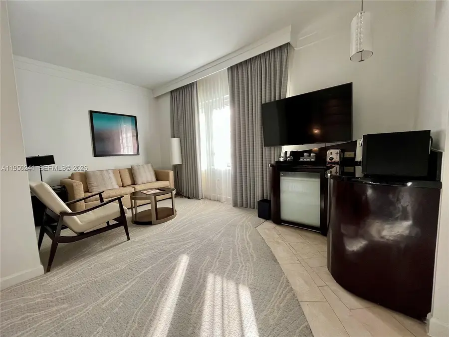 4391 Collins Ave #419, Miami Beach, FL 33140 - Image #2