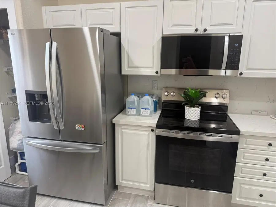 5400 NW 107th Ave #416, Doral, FL 33178 - Image #2