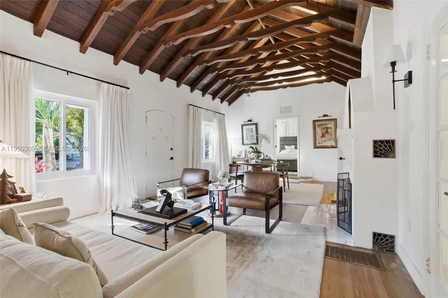 453 NE 89th St, El Portal, FL 33138 - #3