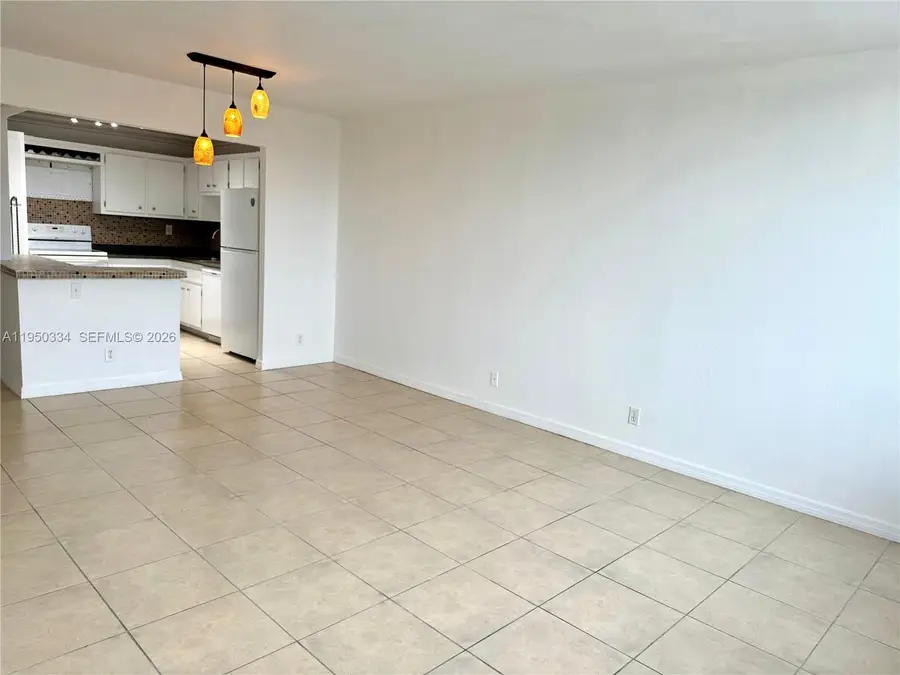 2771 Taft St #411, Hollywood, FL 33020 - Image #3