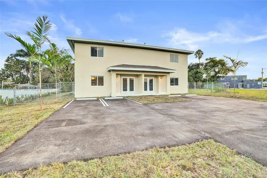 250 NE 119th Terrace, Miami, FL 33161 - Image #2