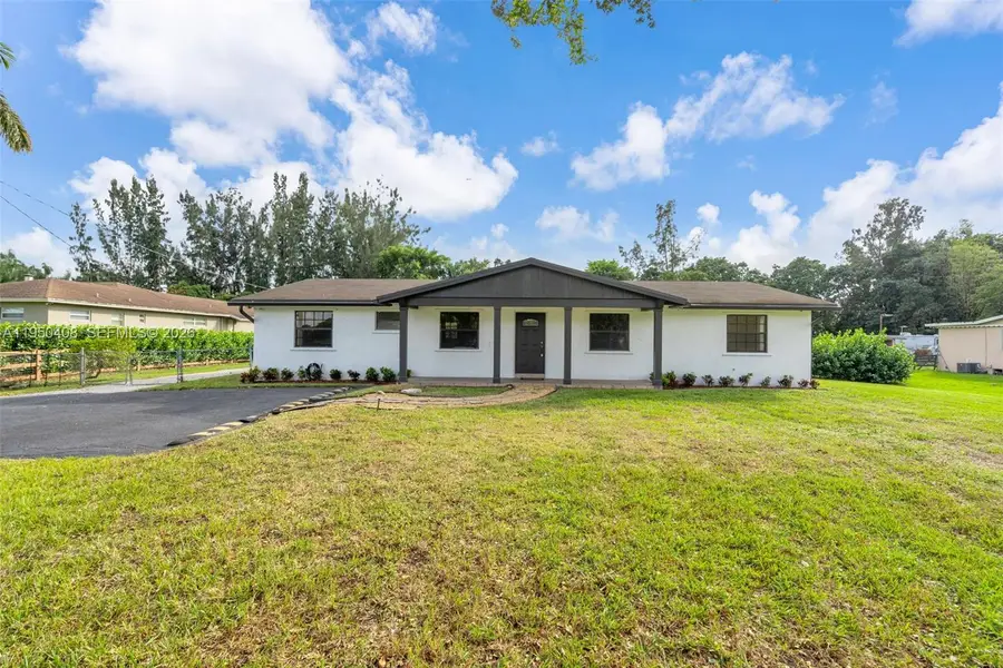 14230 SW 14th St, Davie, FL 33325 - Image #2