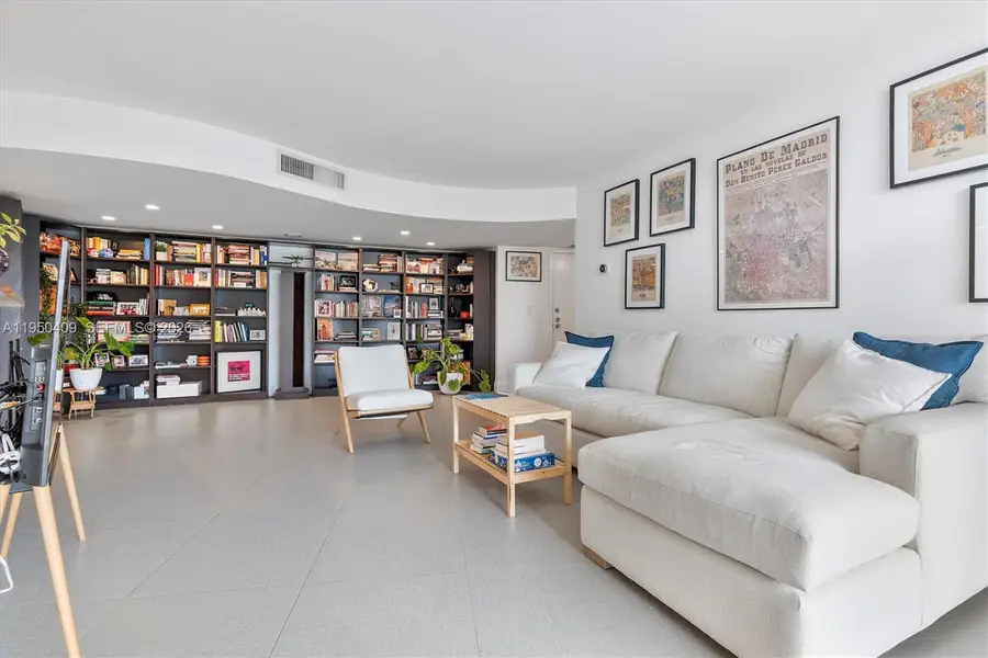 100 Golden Isles Drive #515, Hallandale Beach, FL 33009 - Image #3