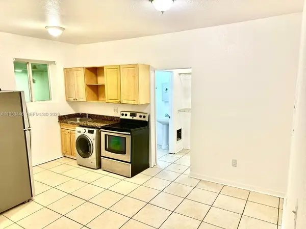 1021 NW 3rd St Apt307, Miami, FL 33128