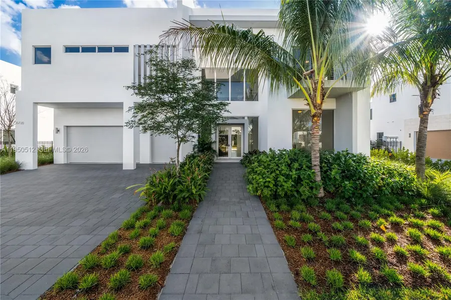 16720 N Botaniko Dr N, Weston, FL 33326 - #2