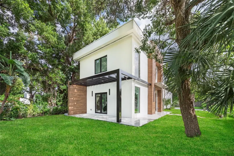 101 SW 25th Rd, Miami, FL 33129 - Image #2