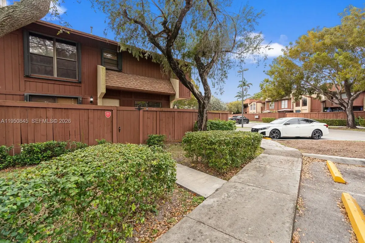 7064 SW 114th Pl #B, Miami, FL 33173 - Image #1