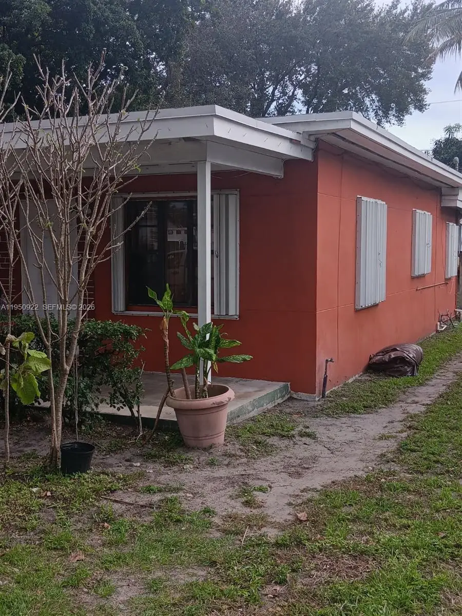 1720 NW 85th St, Miami, FL 33147 - Image #2