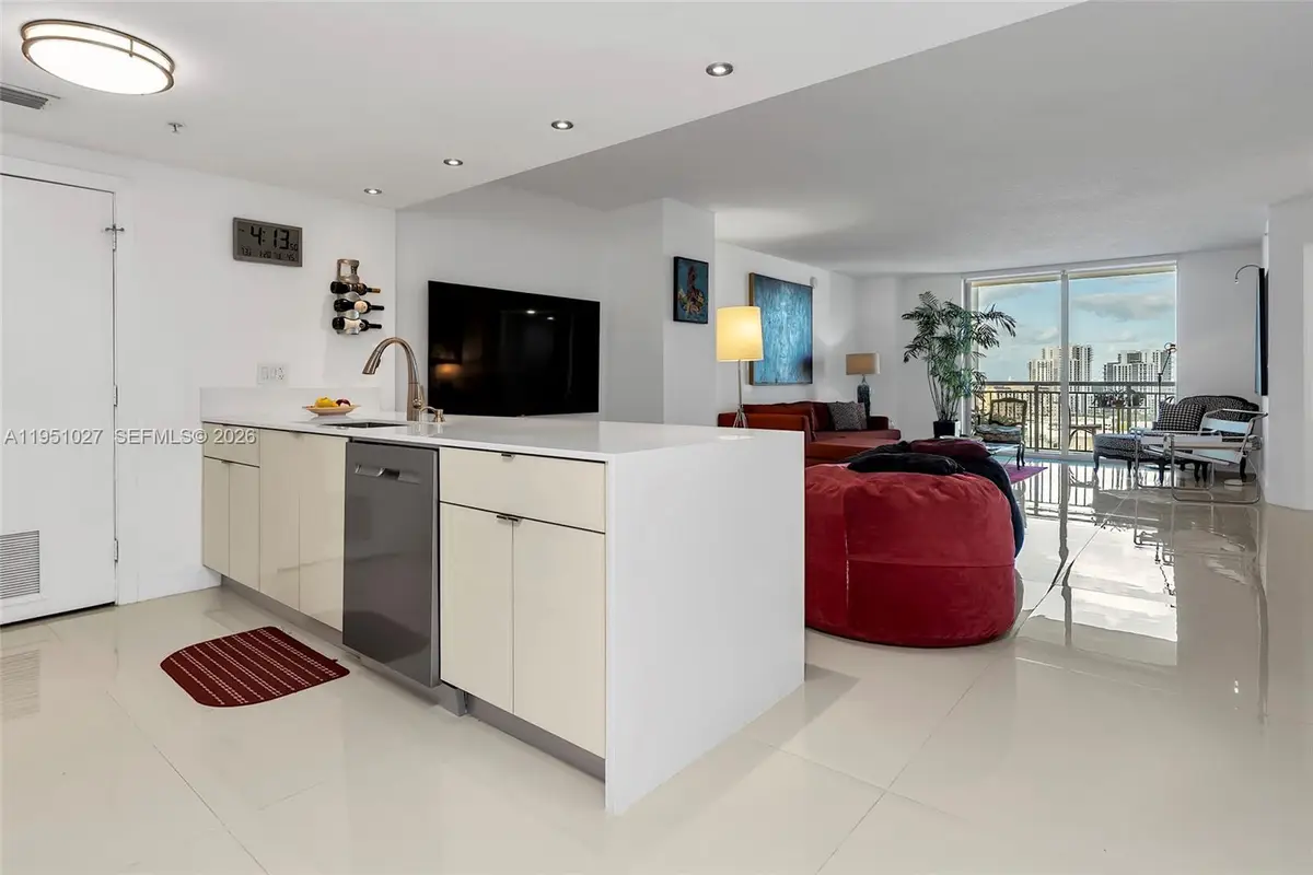 9055 SW 73rd Ct #1205, Miami, FL 33156 - #1