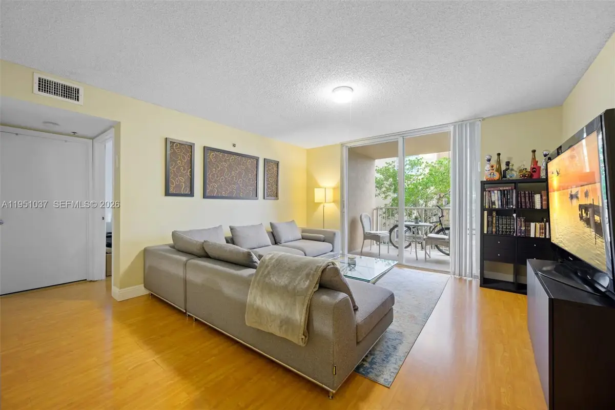 19555 E Country Club Dr #8303, Aventura, FL 33180 - #1