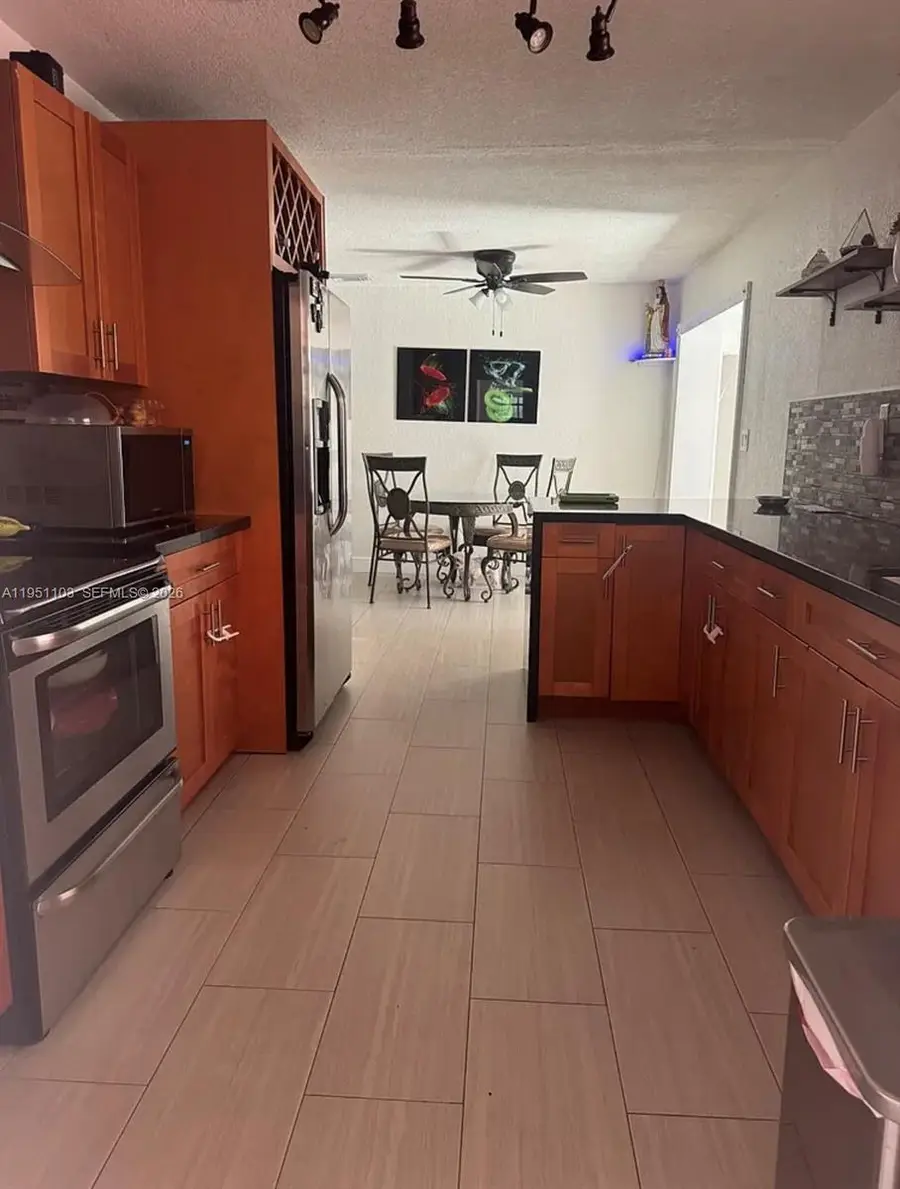 20530 Eagle Nest Rd, Cutler Bay, FL 33189 - Image #3