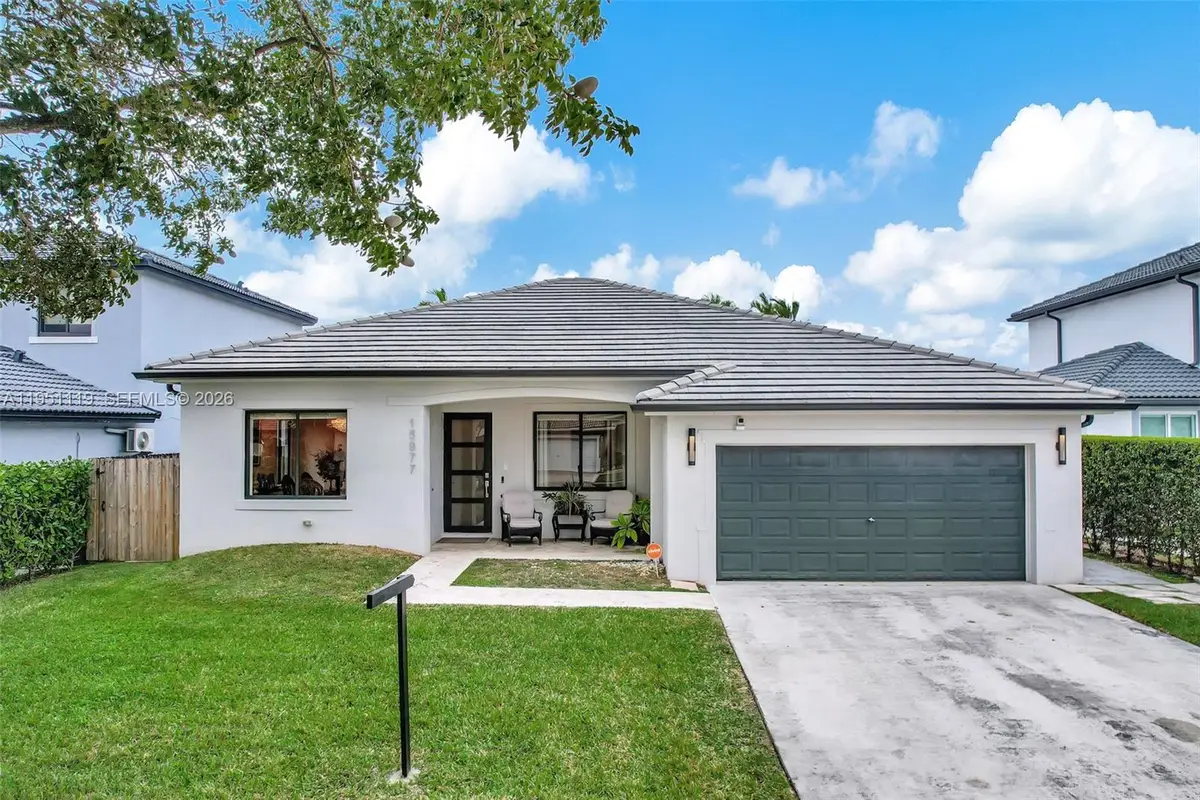15977 SW 141st St, Miami, FL 33196 - Image #1