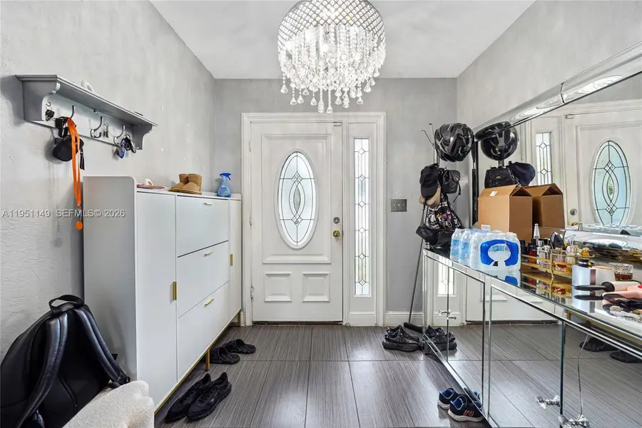 2534 Monroe St, Hollywood, FL 33020 - Image #2