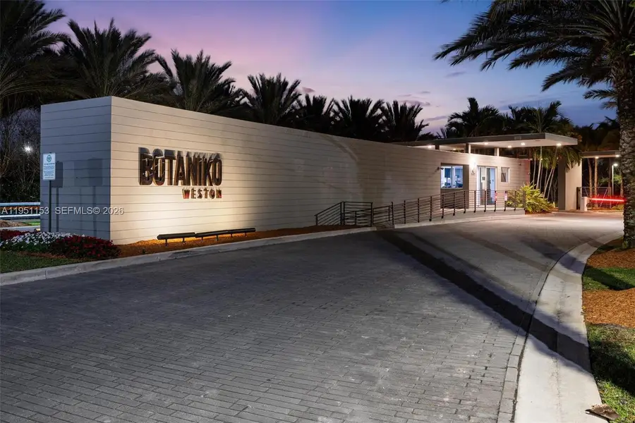 16710 N Botaniko Dr N, Weston, FL 33326 - #2