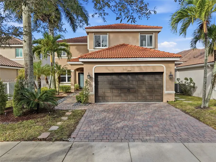 1844 Aspen Ln, Weston, FL 33327 - #2