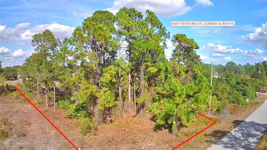 1050 Countess Ave, Lehigh Acres, FL 33974 - #3