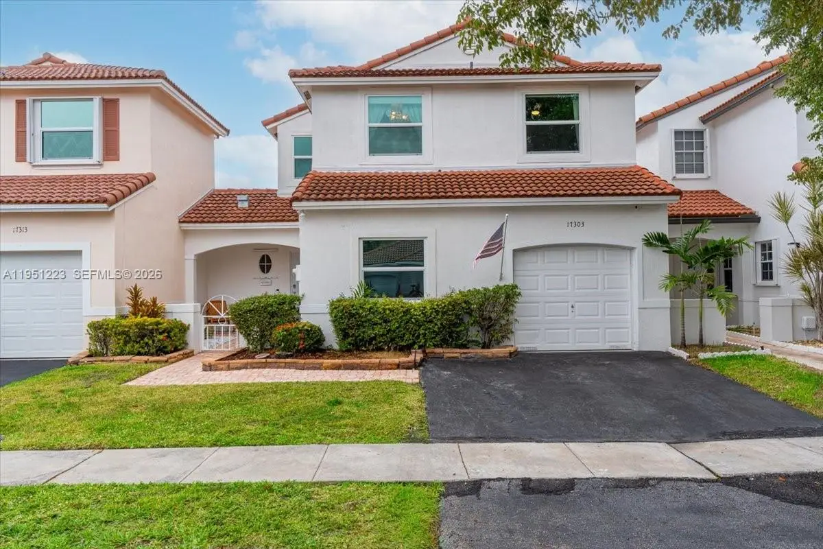 17303 NW 6th Ct, Pembroke Pines, FL 33029 - Image #1
