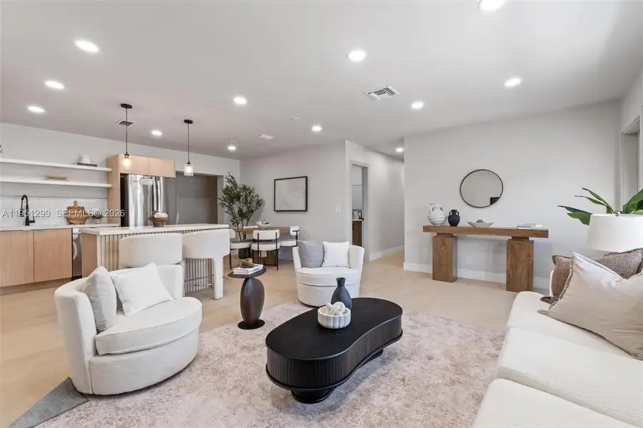 511 SW 72nd Ave, North Lauderdale, FL 33068 - Image #3