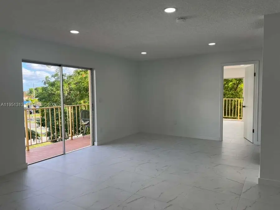309 S Royal Poinciana Blvd #304, Miami Springs, FL 33166 - #2