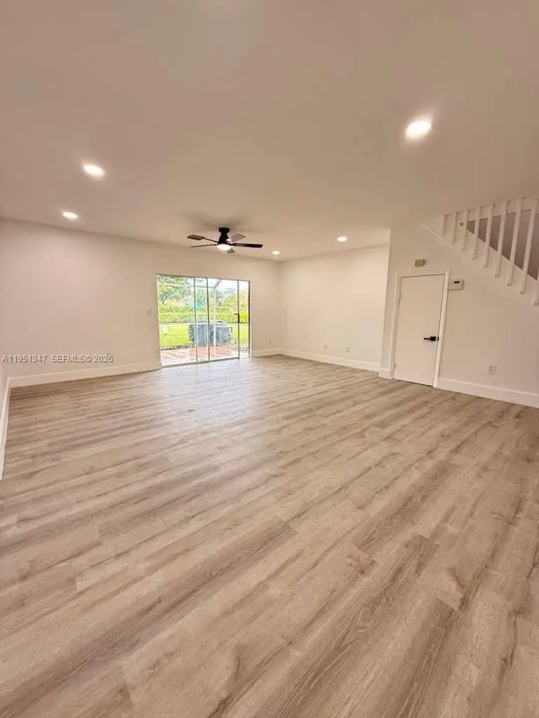 7064 Woodmont Ave, Tamarac, FL 33321 - Image #2