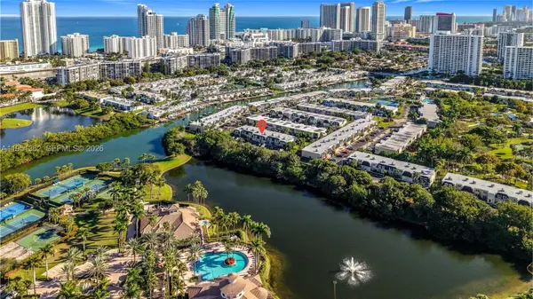 2412 NE 11th St #160, Hallandale Beach, FL 33009