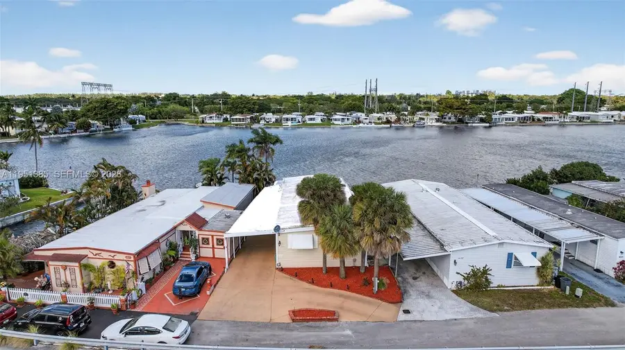 3033 Lakeshore Dr, Dania Beach, FL 33312 - #3