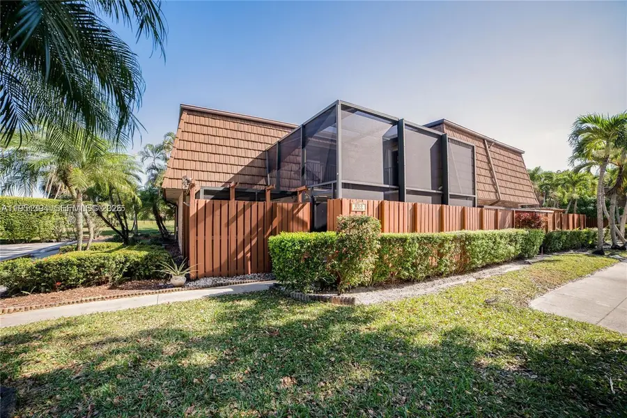 9135 SW 20th Pl #D, Davie, FL 33324 - Image #2