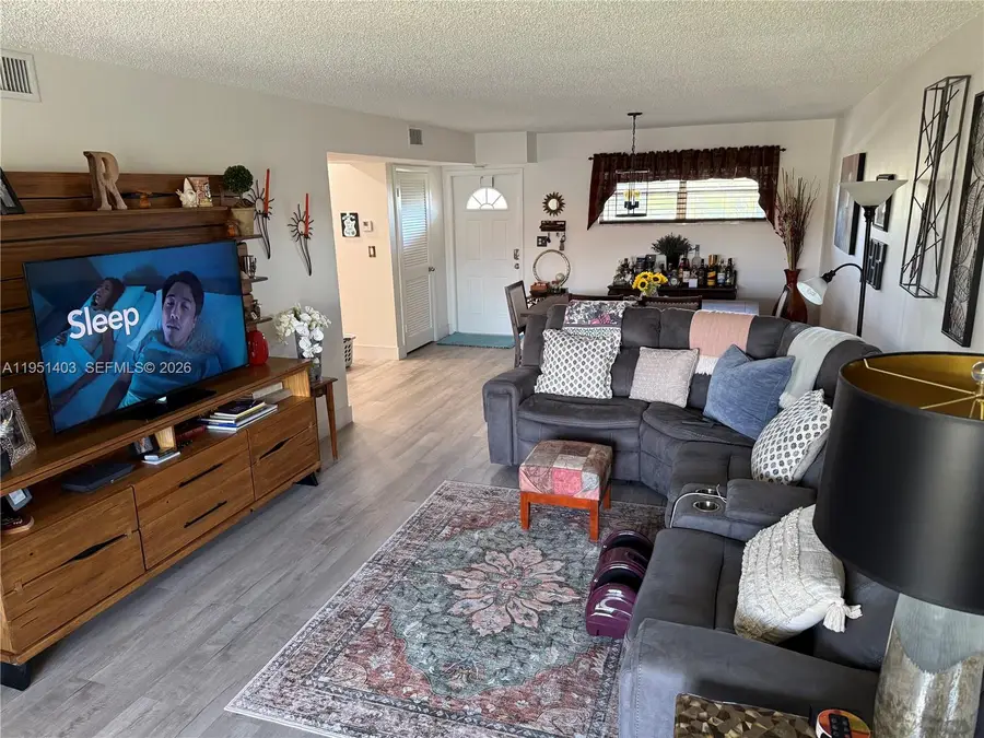 8911 S Hollybrook Blvd #305, Pembroke Pines, FL 33025 - #2