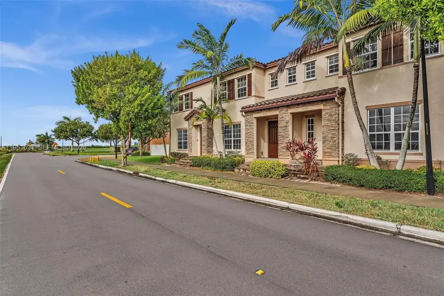 17161 SW 96th St, Miami, FL 33196 - Image #2