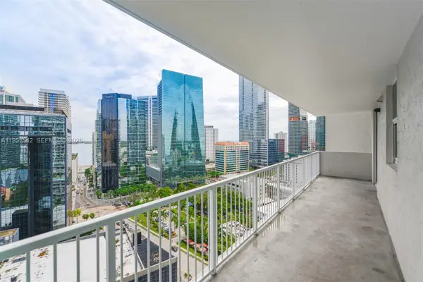 1250 S Miami Ave #1906, Miami, FL 33130