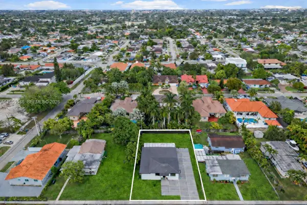 9365 SW 36th St, Miami, FL 33165