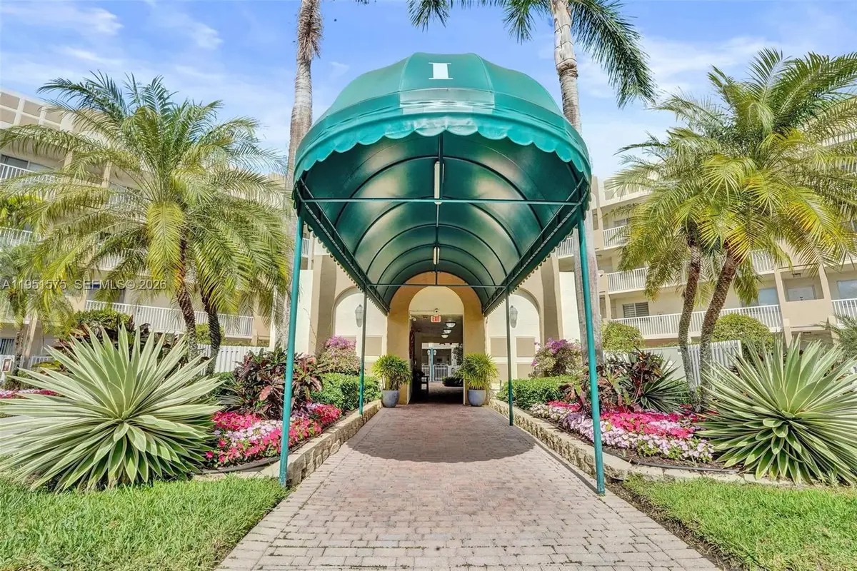 7763 Southampton Ter #403, Tamarac, FL 33321 - Image #1