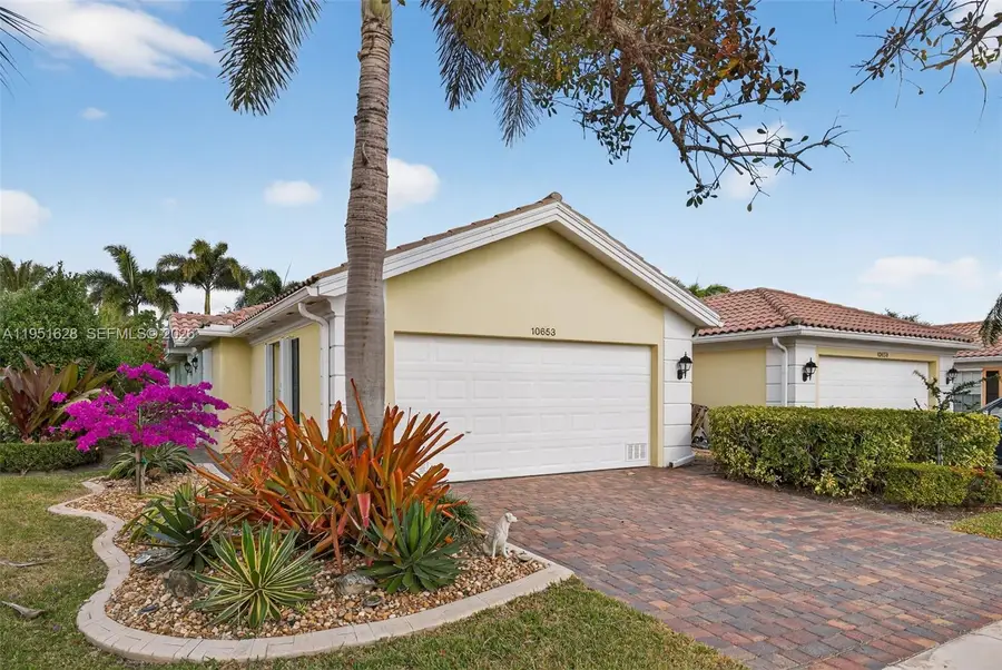 10653 SW Hartwick Dr, Port Saint Lucie, FL 34987 - #2