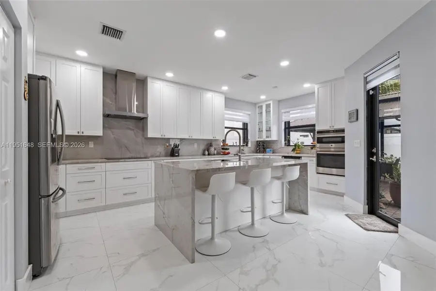 3521 W 92nd Pl, Hialeah, FL 33018 - #3